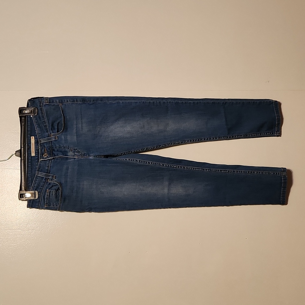 Levi’s 535 super skinny jeans size 28